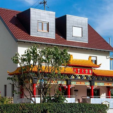 Gaststaette Lin Garden Hotell Untergruppenbach Exteriör bild